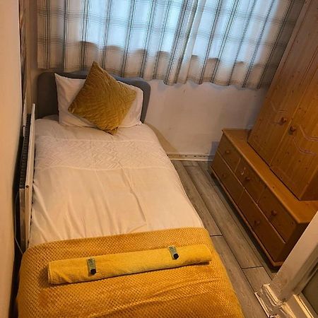 Indulge Hockley Hotel - With Free Front Parking - 10 Min Drive To Birmingham City Centre Bull Ring, Grand Central, Tesco Superstore, Primark & Commonwealth Games Бирмингем Экстерьер фото