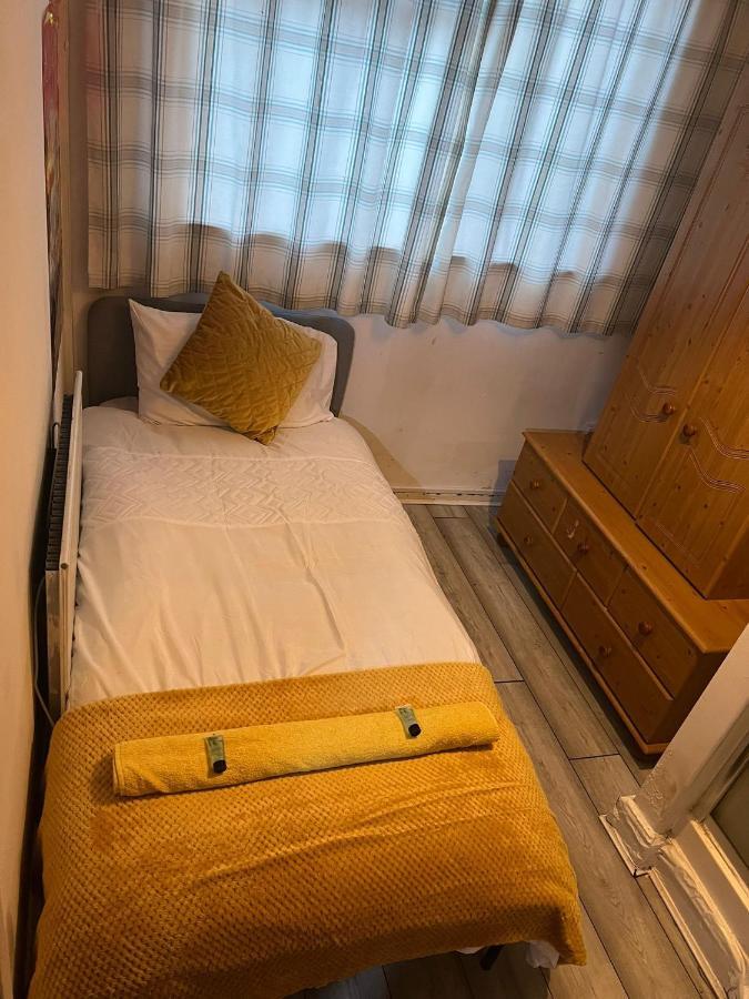 Indulge Hockley Hotel - With Free Front Parking - 10 Min Drive To Birmingham City Centre Bull Ring, Grand Central, Tesco Superstore, Primark & Commonwealth Games Бирмингем Экстерьер фото