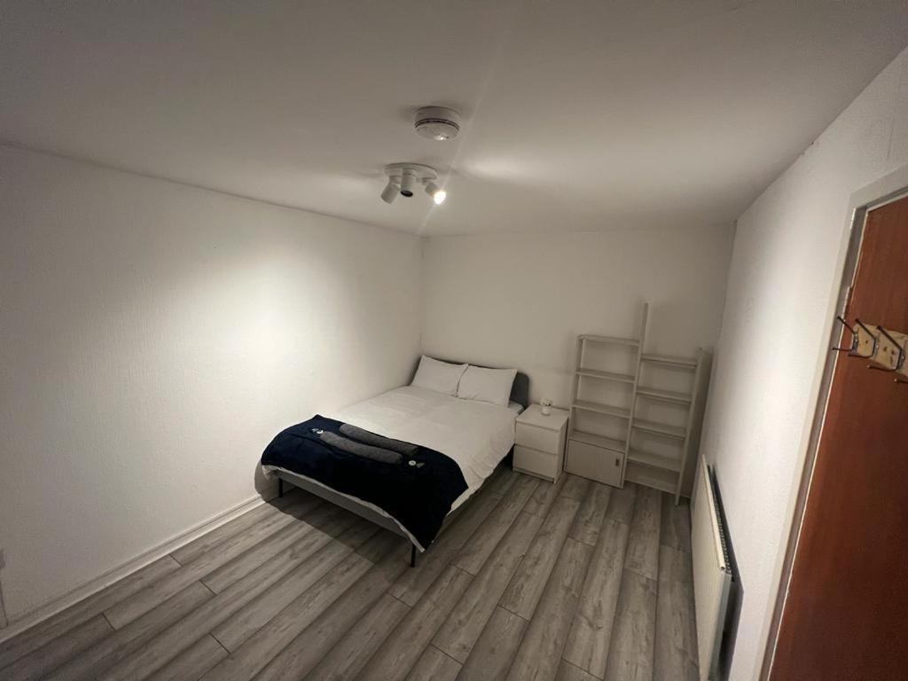 Indulge Hockley Hotel - With Free Front Parking - 10 Min Drive To Birmingham City Centre Bull Ring, Grand Central, Tesco Superstore, Primark & Commonwealth Games Бирмингем Экстерьер фото